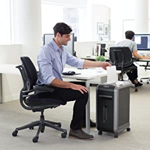 Fellowes Powershred 99Ci 18-Sheet Capacity 100% Jam Proof Cross-Cut Paper Shredder